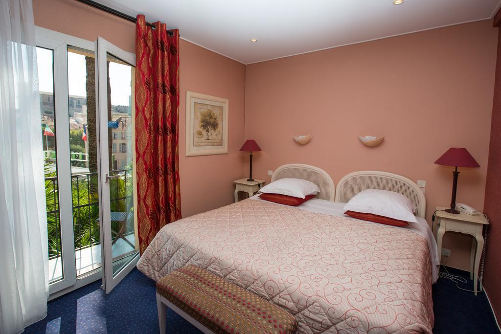 Hotel L'Olivier - Piscine & Parking Cannes Exterior photo