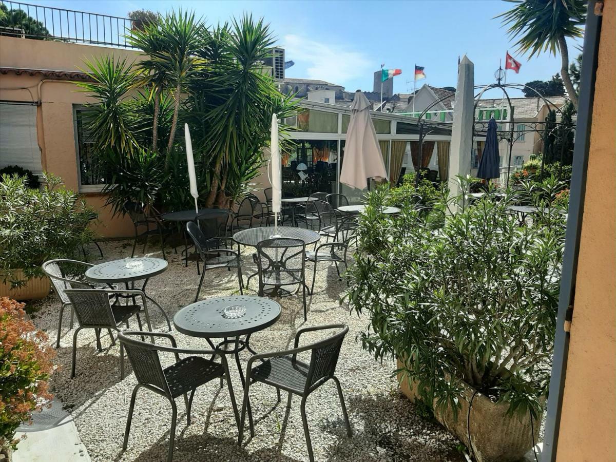 Hotel L'Olivier - Piscine & Parking Cannes Exterior photo