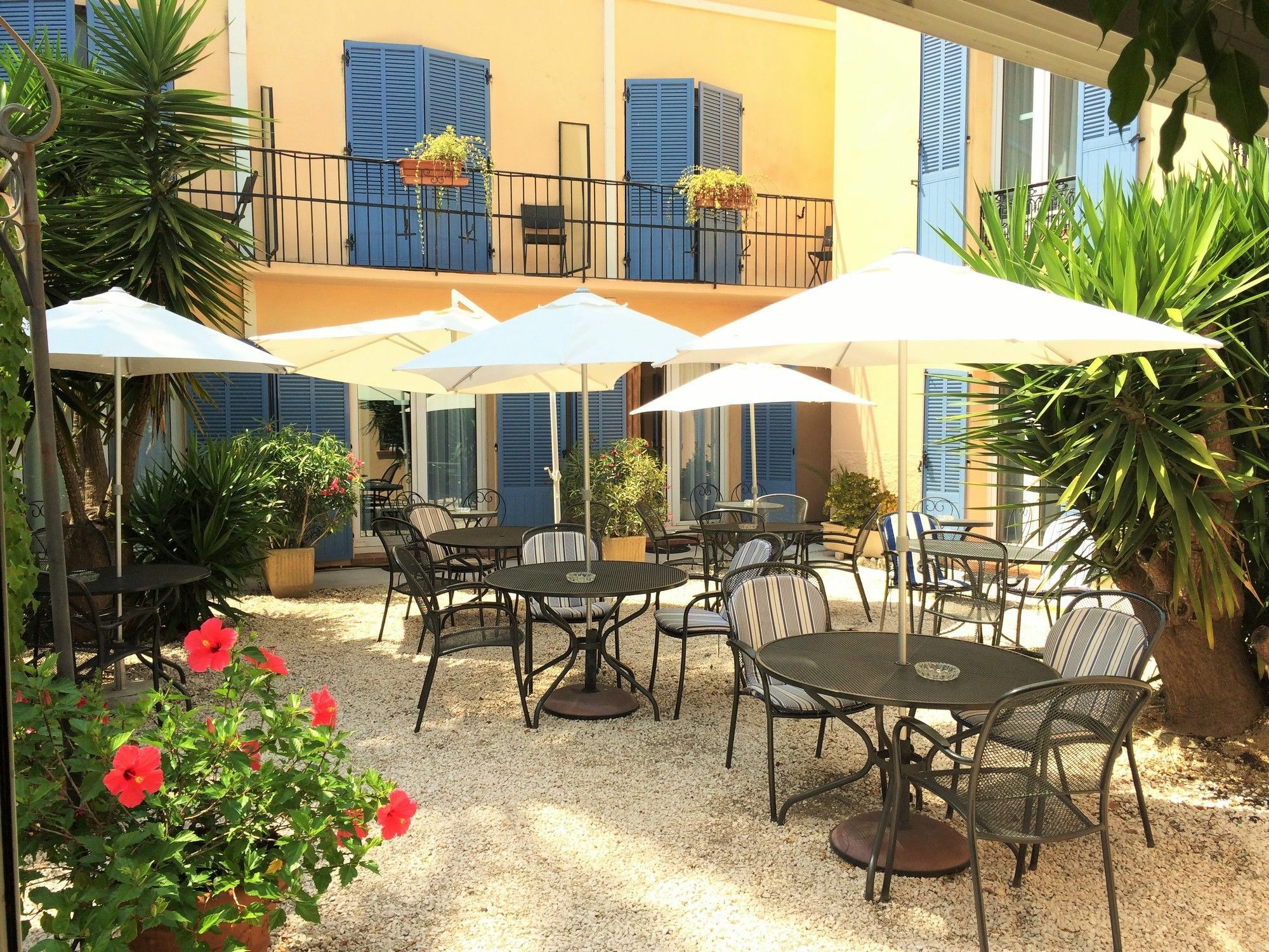 Hotel L'Olivier - Piscine & Parking Cannes Exterior photo