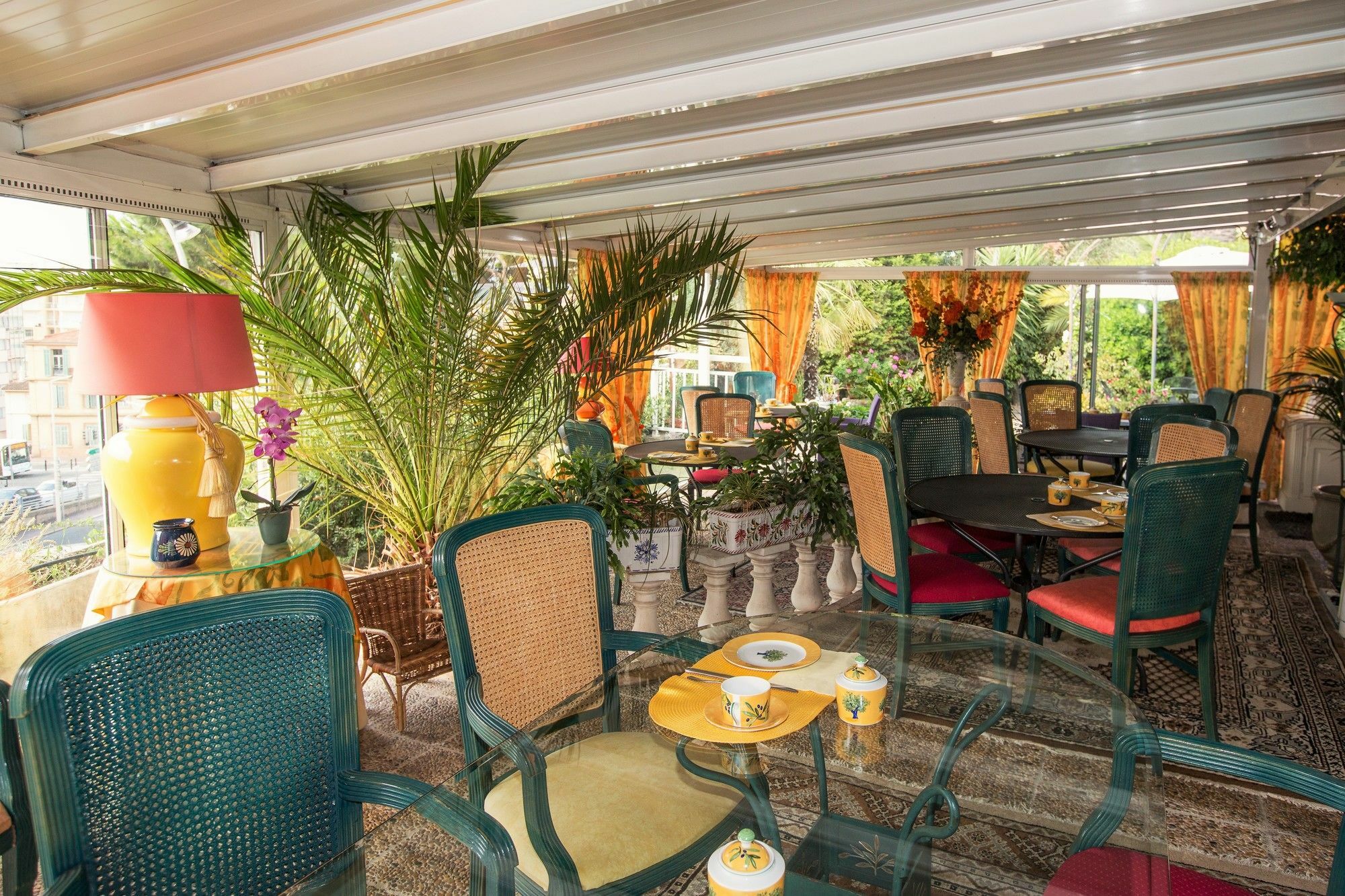 Hotel L'Olivier - Piscine & Parking Cannes Exterior photo