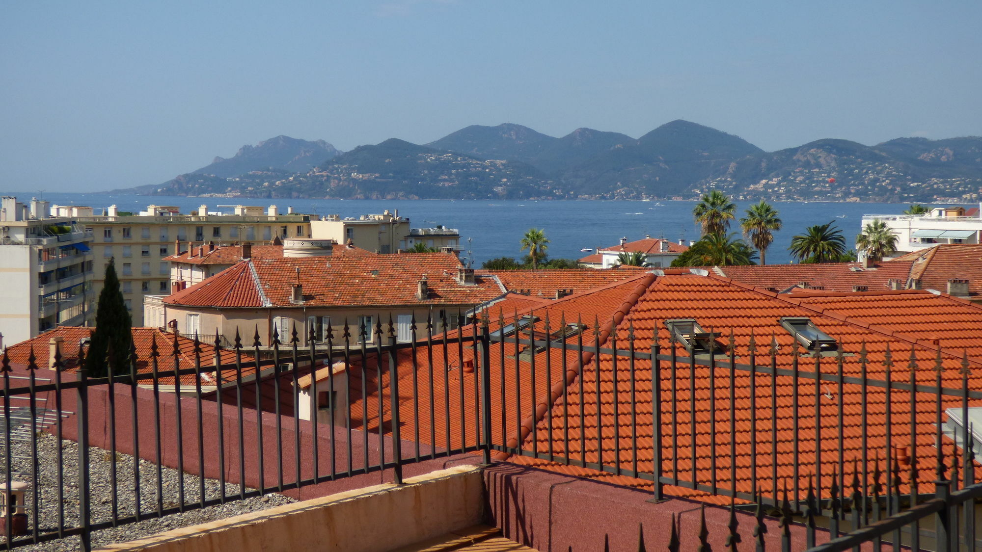 Hotel L'Olivier - Piscine & Parking Cannes Exterior photo